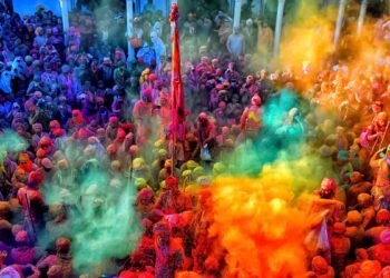 હોળી ન ખેલવાની પરંપરા ! 80 વર્ષથી આ ગામમાં નથી મનાવાતી, ચોંકાવનારું કારણ