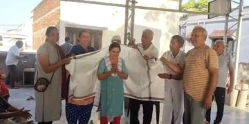 ઓઘારી યોગ ક્લાસમાં કલાબેન ત્રિવેદીનો વિદાય સમારોહ યોજાયો