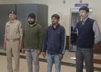 NDPS ના ગુનામાં સંડોવી દેવાના ગુનાહિત કાવતરાનો પર્દાફાશ કરી 2ની ધરપકડ કરતી અમદાવાદ વાડજ પોલીસ