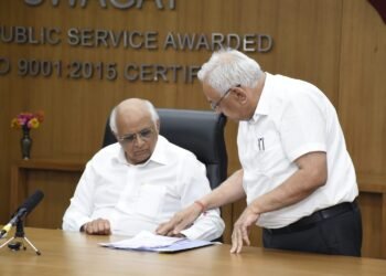 સ્થાનિક રજૂઆતોમાં નાગરિક લક્ષી નિર્ણય લઈને સમસ્યાના ત્વરિત નિવારણ માટે મુખ્યમંત્રીની જિલ્લાઓના વહિવટ…