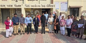 લોધિકામાં વિવિધ સરકારી સેવાઓનું નિરીક્ષણ કરતા જિલ્લા વિકાસ અધિકારી