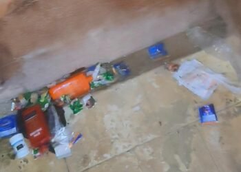 પાટણ : જાહેર શૌચાલયમાં દારૂની મહેફિલ! પાટણમાં દારૂબંધીના દાવાઓ માત્ર કાગળ પર જ