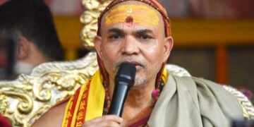 હું ફૂટપાથ પર જ રહીશ… માઘ મેળામાં વિવાદ બાદ શંકરાચાર્યની પ્રતિજ્ઞા, અન્ન-જળનો પણ ત્યાગ કર્યો | Sha…