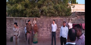 ચોટીલા પંથકમાં 19 બુટલેગર-અસામાજિક તત્વોના ઘરમાંથી વીજ ચોરી ઝડપાઇ : રૃ.1.30 કરોડનો દંડ | Police and …