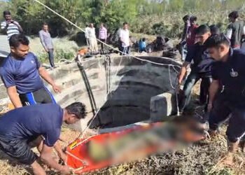 અમરેલી: કુકાવાવમાં ખેતરના કૂવામાંથી યુવતીની લાશ મળી, આત્મહત્યા કે હત્યા કારણ અકબંધ | Young Woman’s B…