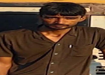 ચુડાના નવી મોરવાડ નજીક જામનગર જતો રૃ.૫૭.૬૦ લાખનો દારૃનો જથ્થો ઝડપાયો | Liquor worth Rs 57 60 lakhs s…