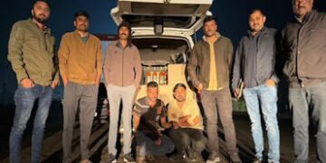 મહેસાણાથી ઇંગ્લિશ દારૂનો જથ્થો જામનગરમાં ઘુસાડી રહેલા 2 શખ્સો LCBના હાથે ઝડપાયા | 2 people who were …
