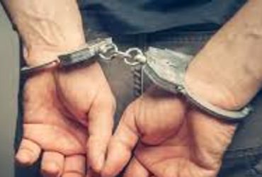 શેરખી ગામમાં અફીણ વેચતો આરોપી ઝડપાયો | Accused of selling opium arrested in Sherkhi village