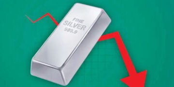 ચાંદીમાં 1980 જેવી મહામંદીના એંધાણ… રૂ.1 લાખ સુધીનો કડાકો બોલી જવાની આશંકા | Silver is in the thro…