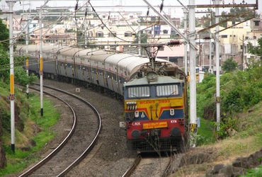 મુસાફરો આનંદો… રેલવેએ અમદાવાદ-મુંબઈ વંદે ભારત અને ઓખા-બાંદ્રા સ્પેશિયલ ટ્રેન માટે કરી મોટી જાહેરાત…