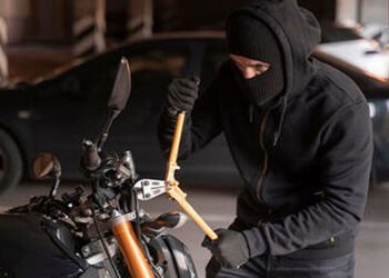 જામનગર શહેર અને ખંભાળિયા બાયપાસ ચોકડી પાસેથી વધુ બે મોટરસાયકલની ચોરી થઈ ગયાની પોલીસ ફરિયાદ | Police …