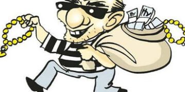 બાલાસિનોરમાં વેપારીના ઘરનો નકૂચો તોડીને રૂ. 5.86 લાખના ઘરેણાંની ચોરી | Businessman house broken into…