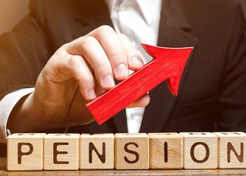 8મા પગાર પંચ પહેલા ખુશખબર, આ સરકારી કર્મીઓના પગાર-પેન્શનમાં ધરખમ વધારો | 8th pay commission rbi naba…