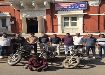 જામનગર શહેરમાં થયેલી ત્રણ બાઈક ચોરીનો ભેદ ઉકેલાયો : એલ.સી.બીએ એક તસ્કરને ચોરાઉ 3 બાઈક સાથે ઝડપી લીધો…