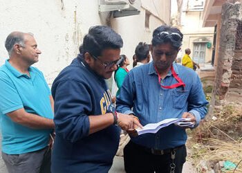 વડોદરાના નવાપુરામાં ફરી વીજીએલનો સપાટો, વધુ 22 ગ્રાહકોના ગેસ કનેક્શન કપાયા | VGL strikes again in Na…