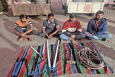 આંતરરાજ્ય ગેંગના 4 આરોપી ઝડપાયા : 7.86 લાખનો મુદ્દામાલ જપ્ત | 4 accused of interstate gang arrested:…