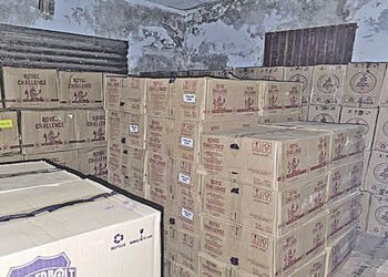 અખિયાણા ગામે રામદેવ હોટલ પાસેથી 74.59 લાખનો દારૂ જપ્ત | Liquor worth Rs 74 59 lakh seized from Ramde…