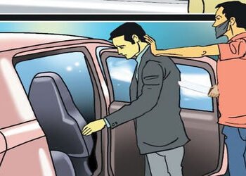 નગરા ગામમાં યુવતીને ધાબા પરથી ફેંકી દેનાર યુવકનું અપહરણ | Youth who threw girl from rooftop in Nagra…