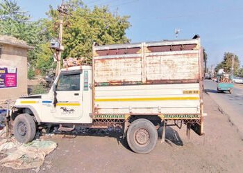 બોલેરો, પશુઓ સહિત 1.20 લાખનો મુદ્દામાલ જપ્ત કરાયો, પોલીસે તપાસ આદરી | Goods worth Rs 1 20 lakh inclu…