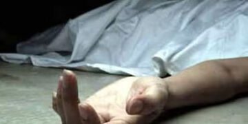 વઢવાણ- લીંમડી રોડ પર આધેડનો મૃતદેહ મળી આવ્યો | Body of middle aged man found on Wadhwan Limdi road