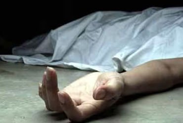 વઢવાણ- લીંમડી રોડ પર આધેડનો મૃતદેહ મળી આવ્યો | Body of middle aged man found on Wadhwan Limdi road