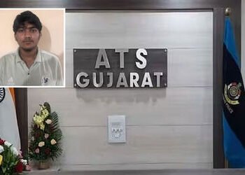 નવસારીથી ઝડપાયો અલ-કાયદાથી પ્રભાવિત યુવક! હથિયારો ખરીદી હુમલાનું કાવતરું રચી રહ્યો હતો | Gujarat ATS…