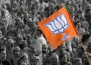 તાપી જિલ્લામાં ભાજપમાં બળવો: મહામંત્રી માટે જિલ્લા પ્રમુખે પોતાના અંગત માણસોના નામ નક્કી કરતા ભારે હ…