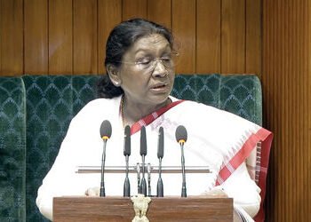 AIના દુરુપયોગ મામલે ગંભીરતાની જરૂર: બજેટ પહેલા સંસદમાં રાષ્ટ્રપતિના અભિભાષણની 10 મોટી વાતો | Parliam…