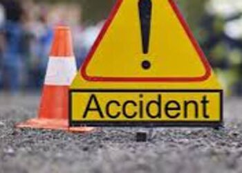 પોર ગામ સર્વિસ રોડ પર બે બાઇક સામસામે અથડાતા બે યુવકોએ જીવ ગુમાવ્યો | Two youths lost their lives wh…