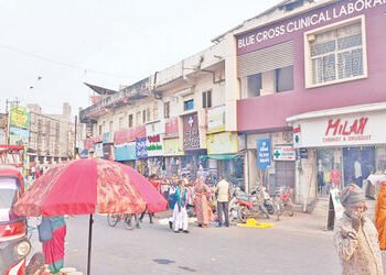 નડિયાદના ઉડેવાળ તળાવની 56 વર્ષ જૂની 25 દુકાનો ધરાશાયી થવાની ભીતિ | 25 56 year old shops at Udewal La…