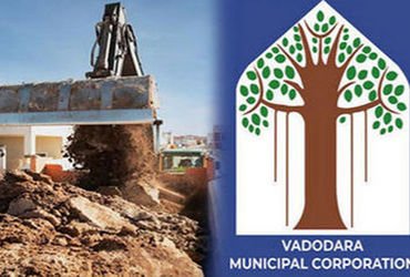 વડોદરા શહેરના સેવાસી રોડ પર બેંક ઓફ બરોડા દ્વારા પાલિકાની જગ્યામાં કરાયેલી ફેન્સીંગ તોડી પાડી | Fenc…