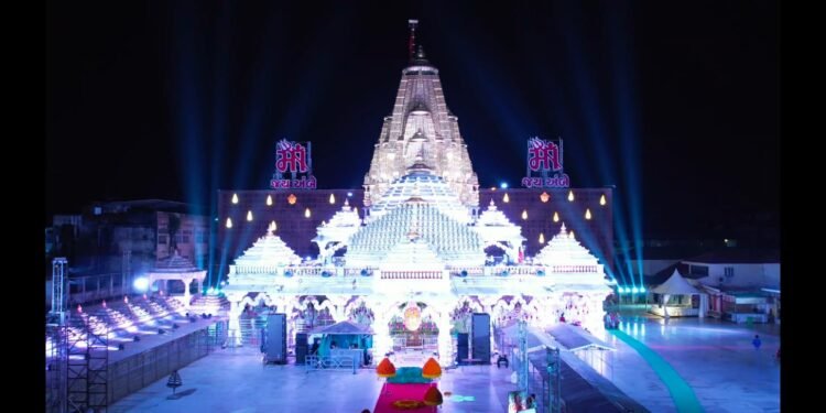 અંબાજી – મંદિર માં સ્કીમ ૩૯ મુજબ પૂજારીઓ કેટલા???