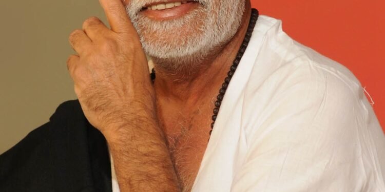 પૂ .મોરારી બાપુના સાનિધ્યમાં કાગધામે (મજાદર)પદ્મશ્રી કવિ કાગબાપુની પુણ્યતિથિ નિમિતે કાગ એવોર્ડ એનાયત…