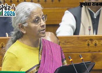 Budget 2026: શિક્ષણ માટે વિદેશ ગયેલા વિદ્યાર્થીઓ માટે ગુડ ન્યૂઝ! પૈસા મોકલવા પર લાગતાં ટેક્સમાં ઘટાડ…