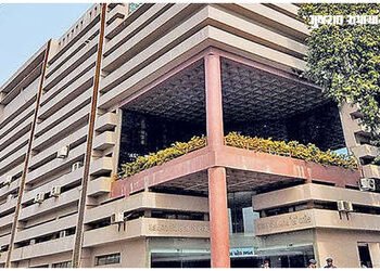 AMC બજેટમાં વિવાદ: કતલખાના માટેની ₹32 કરોડની જોગવાઈનો ભારે વિરોધ, આખરે પાલિકાએ નિર્ણય પાછો ખેંચ્યો |…