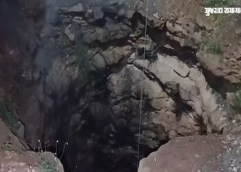 સુરેન્દ્રનગર: મૂળી તાલુકાના ધોળિયા ગામે ગેરકાયદે કાર્બોસેલનું ખનન કરતાં 4 સામે લેન્ડ ગ્રેબિંગ એક્ટ હ…