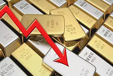 સોનું ફરી રૂ.4000તૂટયું: ચાંદી રૂ.25 હજાર ગબડી: ચીનના ટ્રેડરની ચાંદીમાં જંગી વેચવાલી | Gold breaks R…