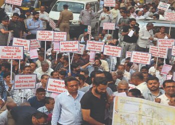 કતારગામની ટીપી સ્કીમનો વિરોધ દિલ્હી સુધી પહોંચ્યો : અસરગ્રસ્ત અને સરકારના ફીડબેક કોલનો વિડીયો વાયરલ,…