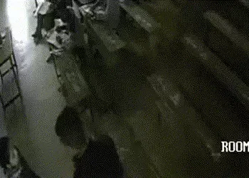 પરીક્ષા છે, કેમ મોડો આવ્યો?” પૂછતા જ વિદ્યાર્થીએ શિક્ષિકાને લાફો ઝીંક્યો, શહેરામાં 3ની અટકાયત | stud…