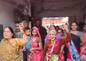 ખંડેરાવ માર્કેટ પાછળ હિંમત ભવનની ચાલીમાં પાણીનો કકળાટ | The sound of water in the Himmat Bhavan’s ch…