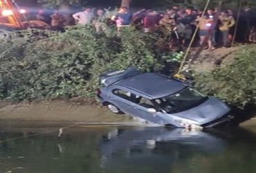 ભત્રીજીના લગ્નમાં જતા કાકાની કાર મહી કેનાલ ખાબકતા મોત | Uncle dies after car falls into canal while …