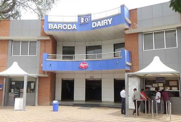 હાઇકોર્ટના કડક વલણ બાદ તંત્ર ઘૂંટણિયેઃ બરોડાડેરી ની 18 માર્ચે ચૂંટણી,સેન્ટ્લ બેન્ક અને 5 APMC ની ક્ય…