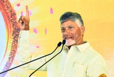 ‘તિરુપતિ લાડુના ઘીમાં ટોઇલેટ ક્લિનર!’: ચંદ્રબાબુ નાયડુના ગંભીર આરોપ, જગન રેડ્ડીનો વળતો પ્રહાર | Poli…