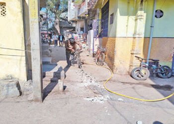 બાલાસિનોરમાં કમળાના રોગચાળા બાદ પાલિકાએ પાણીની લાઇન બદલી | Municipality replaces water lines after j…