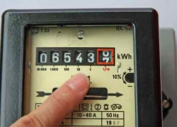 25 લાખની વીજ ચોરી ઝડપાઈ, 10 વીજ મીટરોમાં રેઝિસ્ટર લગાવાયા હોવાની આશંકા | electricity theft worth 25 …