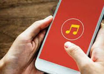 યુવાઓ મોબાઈલનો સૌથી વધુ ઉપયોગ સંગીત સાંભળવા કરે છે | students use mobile most for listening music sa…