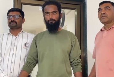 અમદાવાદ: ડોક્ટરને બ્લેકમેલ કરનાર CCTV ટેકનિશિયન ઝડપાયો, વીડિયો વાઈરલ કરવાની આપી હતી ધમકી | Ahmedabad…