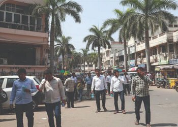 વડોદરામાં હવે, ઠંડીની વિદાય નિશ્ચિત : બપોરે ગરમીનો અહેસાસ થતાં લોકો એસી, પંખા ચલાવવા માટે મજબૂર | Pe…