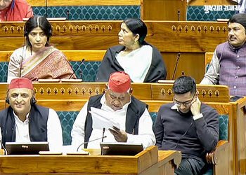 ’18 વધારે કે ઝીરો..’, લોકસભામાં અખિલેશ યાદવે ભારત અમેરિકા ટ્રેડ ડીલ પર ઉઠાવ્યા સવાલ | Parliament Bud…