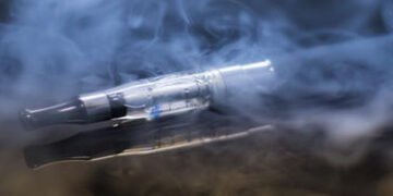 વિદેશી કંપનીઓને ઝટકો: ભારતમાં ઈ-સિગારેટ અને હીટેડ તમાકુ ઉત્પાદનો પરનો પ્રતિબંધ નહીં હટે | india reje…